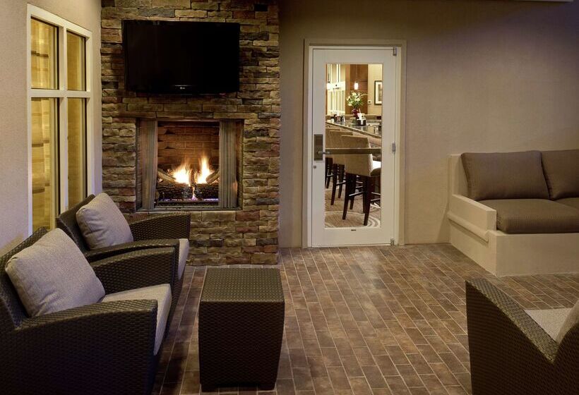 ホテル Hilton Garden Inn El Paso Airport