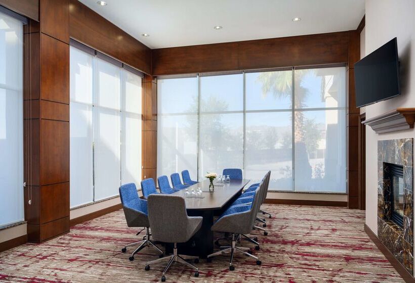 ホテル Hilton Garden Inn El Paso Airport