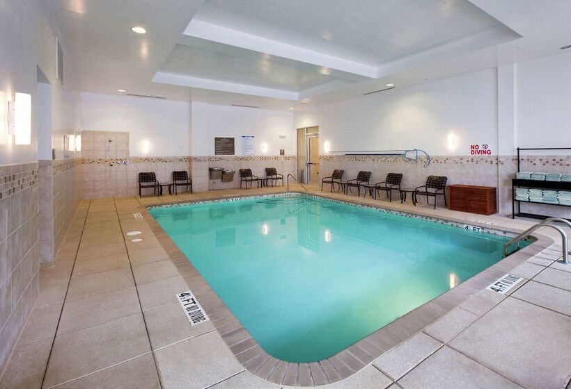 هتل Hilton Garden Inn Raleigh Cary