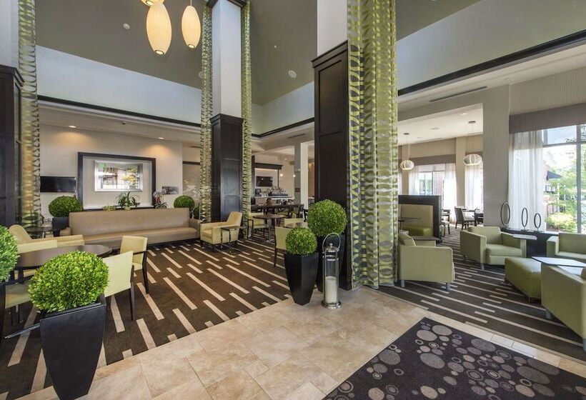 هتل Hilton Garden Inn Raleigh Cary