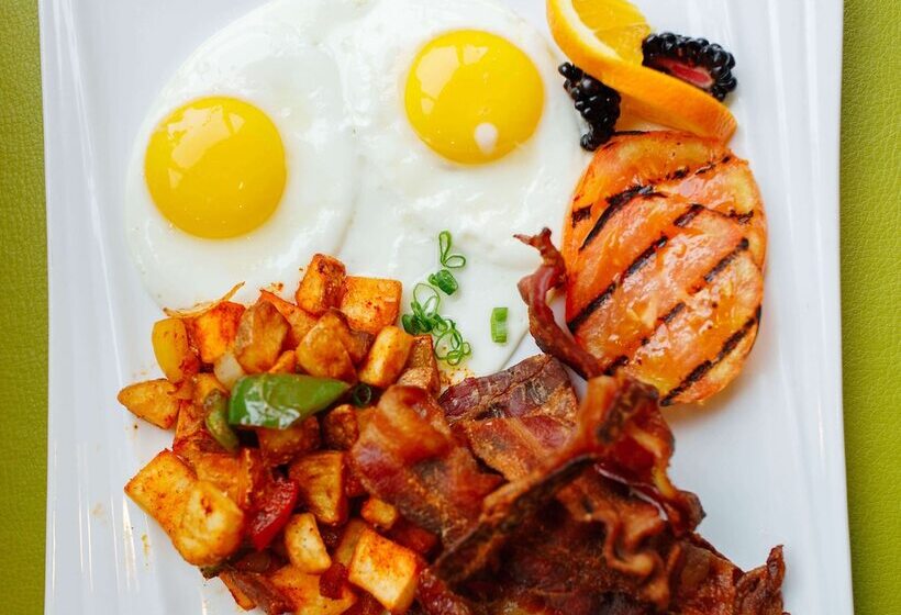 هتل Hilton Garden Inn Raleigh Cary