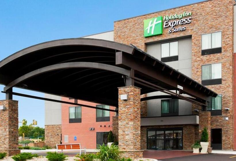 ホテル Holiday Inn Express And Suites Rochester West Medical Center, An Ihg