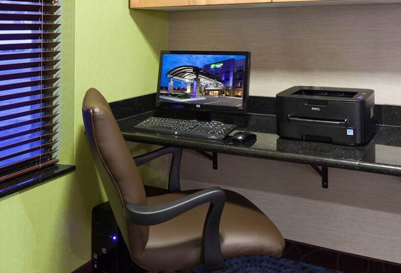 ホテル Holiday Inn Express And Suites Rochester West Medical Center, An Ihg