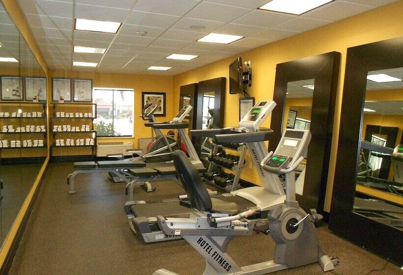 فندق Holiday Inn Express And Suites Corpus Christi North By Ihg