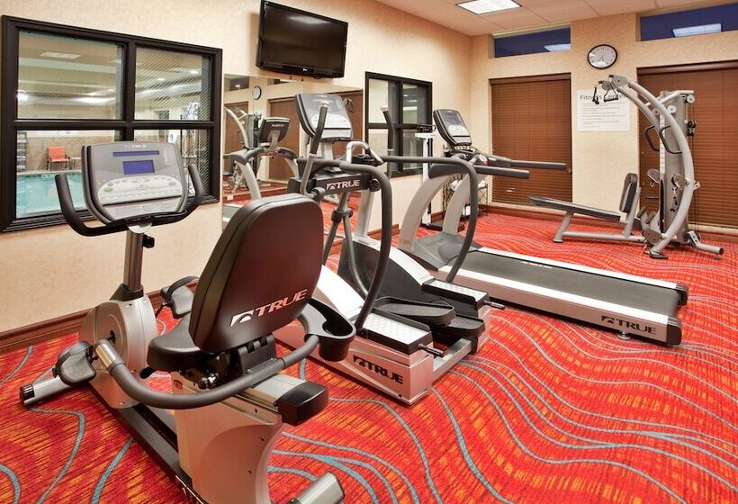 Отель Holiday Inn Express & Suites Gallup East, An Ihg