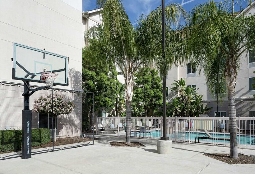 Отель Homewood Suites By Hilton  Fresno Airport/clovis, Ca