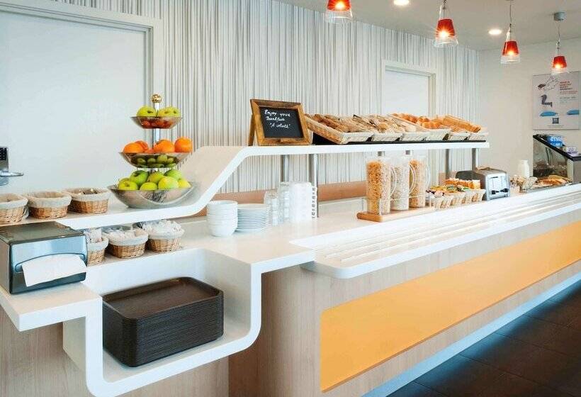 בית מלון כפרי Ibis Budget Brussels South Ruisbroek