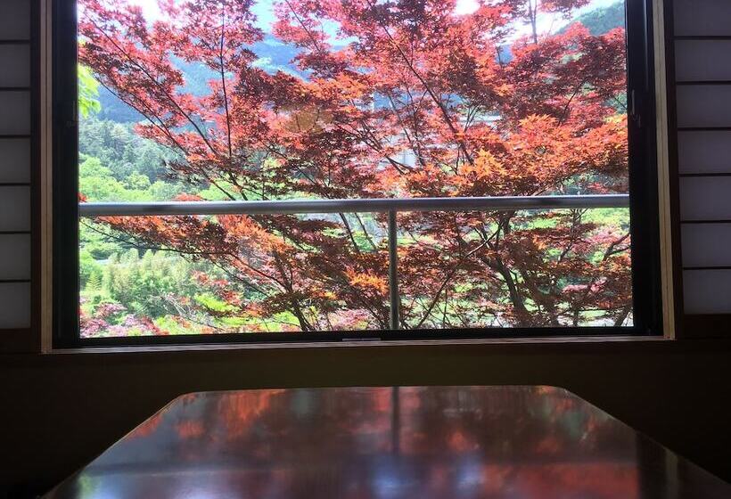 酒店 Kawakamiya Kasuitei