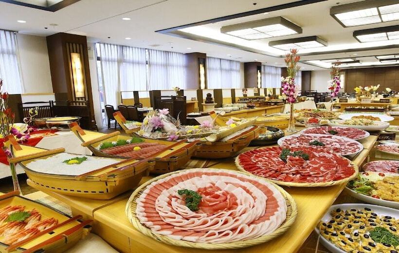 בית מלון כפרי Kirishima Castle