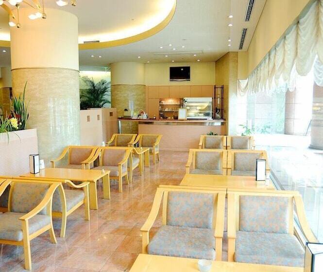 בית מלון כפרי Kochi Prince