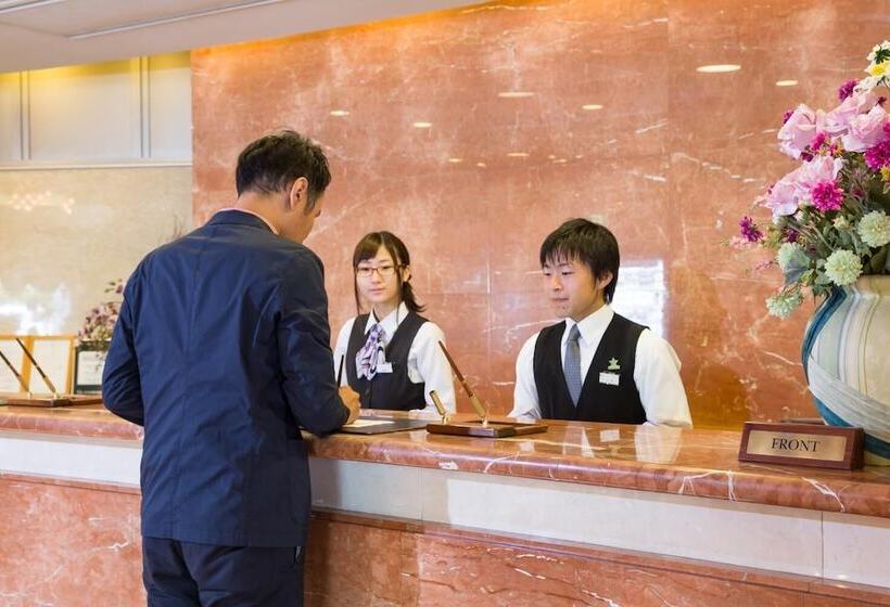 בית מלון כפרי Kochi Prince