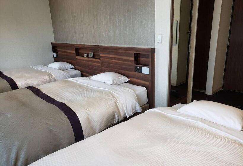 בית מלון כפרי Kochi Prince