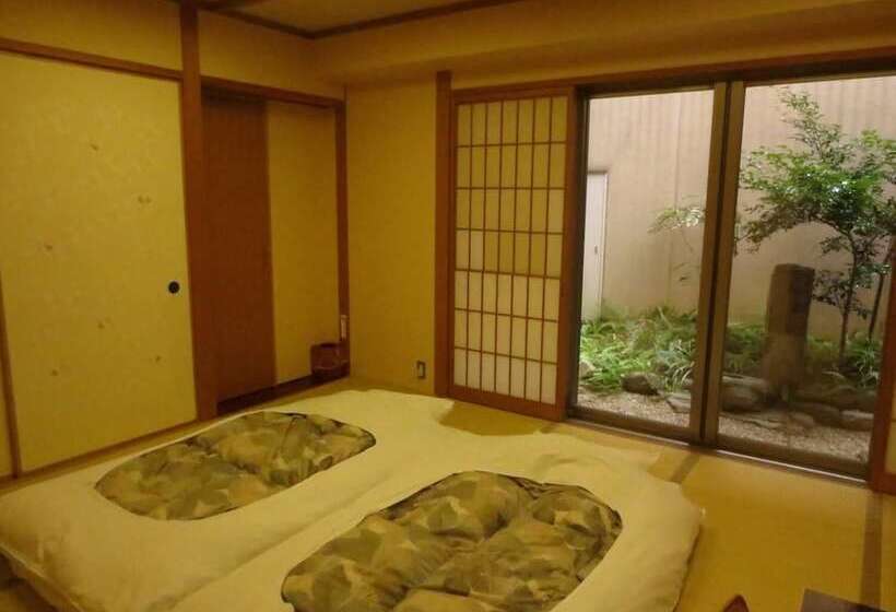 فندق Kochi Prince