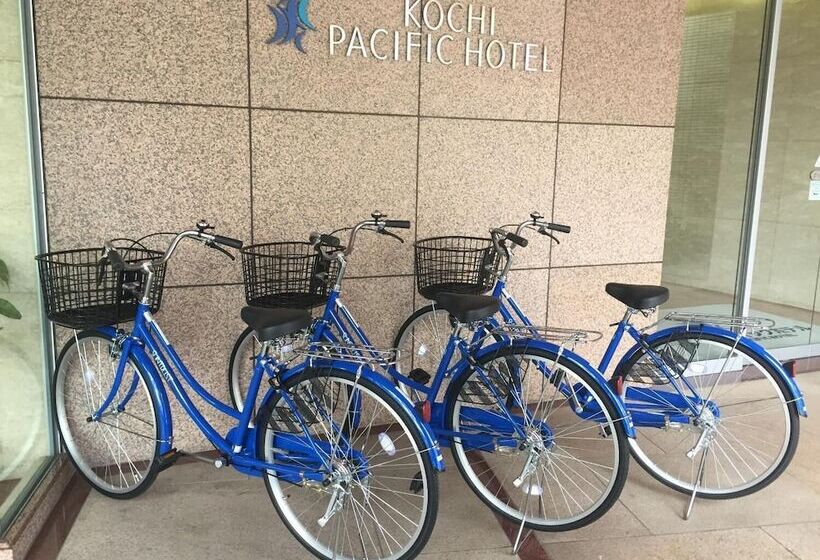 فندق Kochi Prince