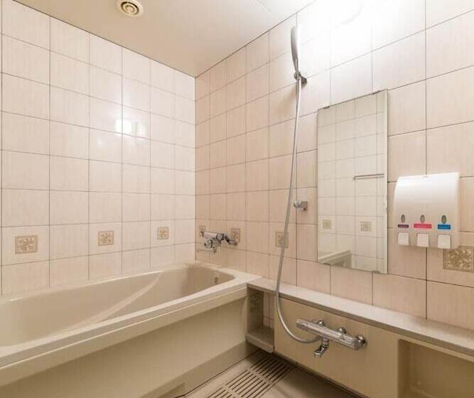 בית מלון כפרי Kochi Prince