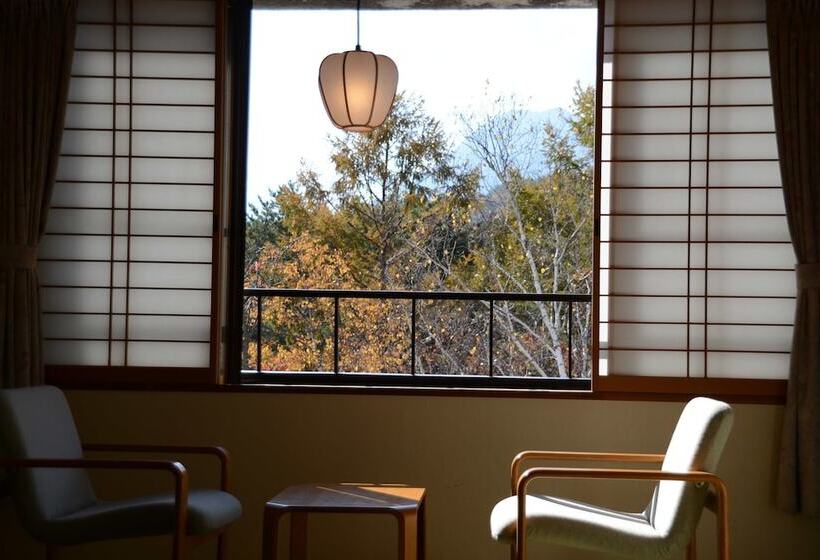 בית מלון כפרי Kurobe Kanko