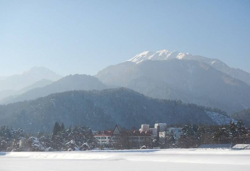 בית מלון כפרי Kurobe Kanko