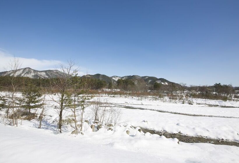 בית מלון כפרי Kurobe Kanko