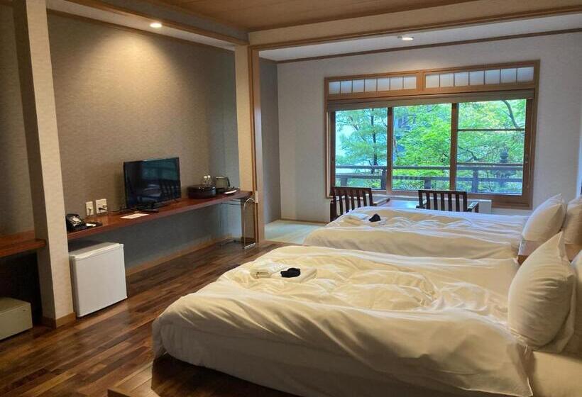 Kusatsu Onsen Kusatsu Hotel1913