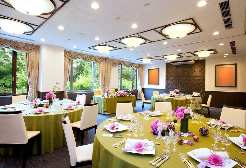 Отель Kyoto Garden Palace