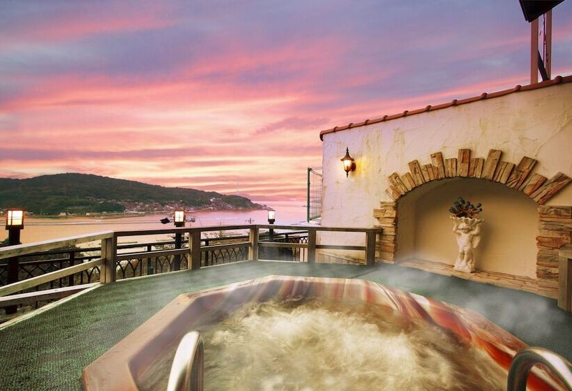 Отель Maritime Kaikoen