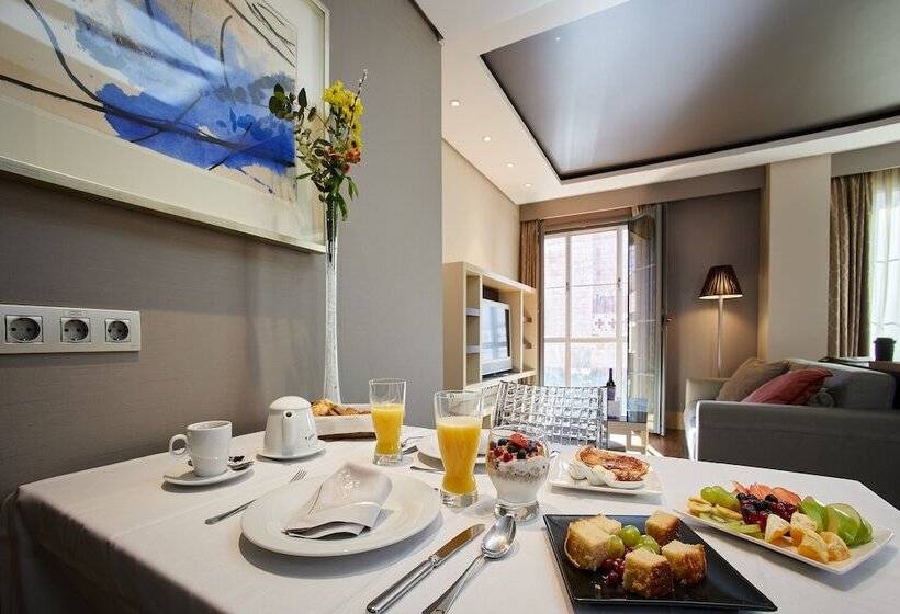 فندق Nexus Valladolid Suites &