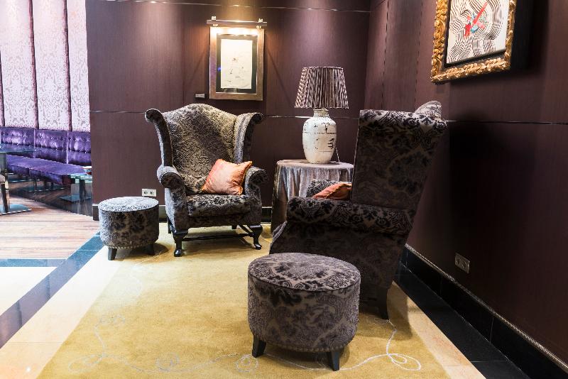 فندق Nexus Valladolid Suites &