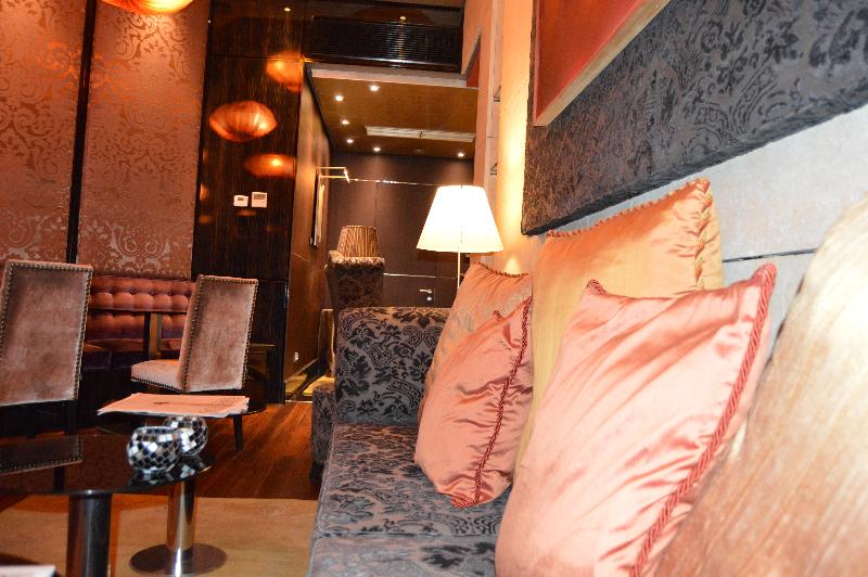 فندق Nexus Valladolid Suites &