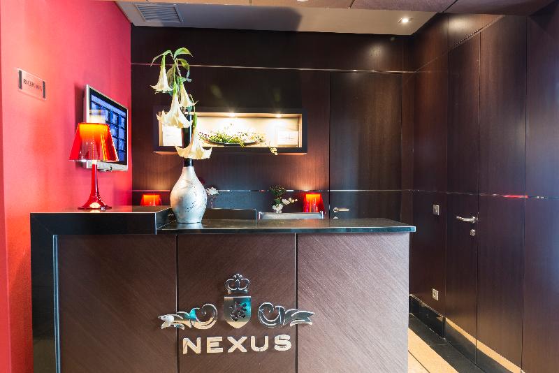 فندق Nexus Valladolid Suites &