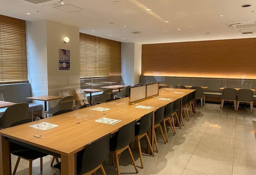 Отель Nishitetsu Inn Nihonbashi