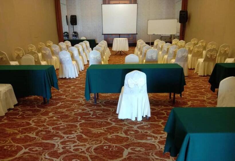 בית מלון כפרי Pearl View