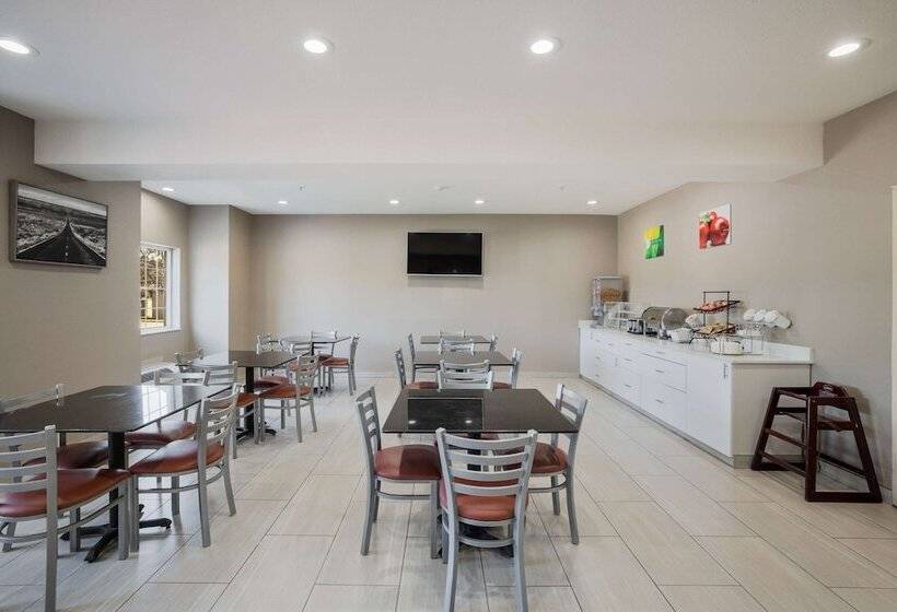 Sonesta Essential Hotels Blue Springs