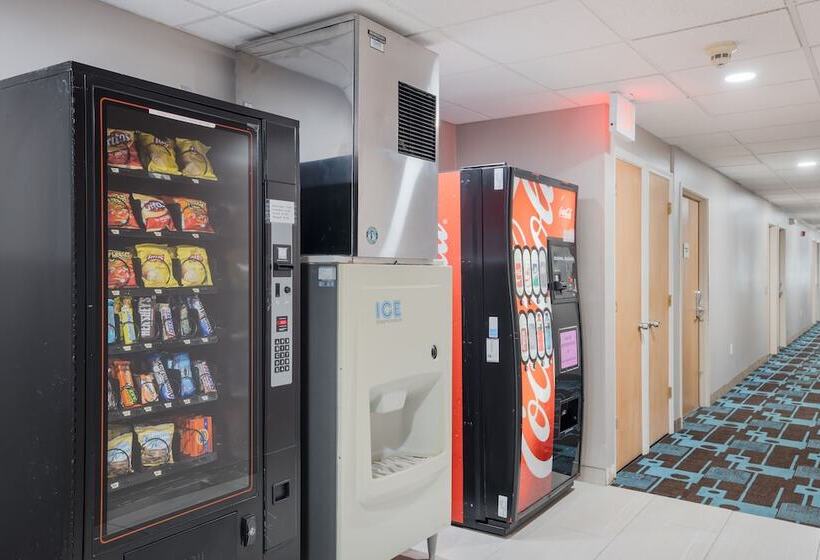 Sonesta Essential Hotels Blue Springs