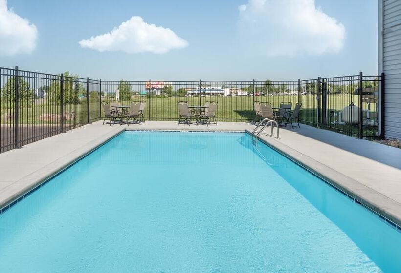 Sonesta Essential Hotels Blue Springs