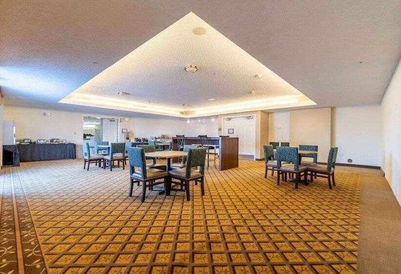 فندق Holiday Inn Express & Suites Englewood   Denver South, An Ihg
