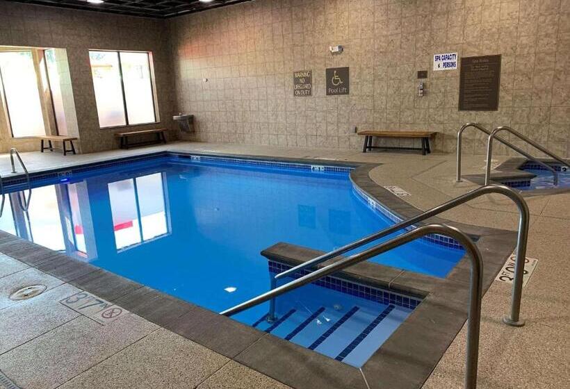 Radisson Hotel River Falls