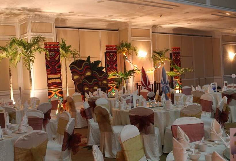 فندق Royale Chulan Damansara