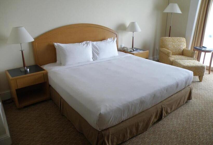 Отель Royale Chulan Seremban