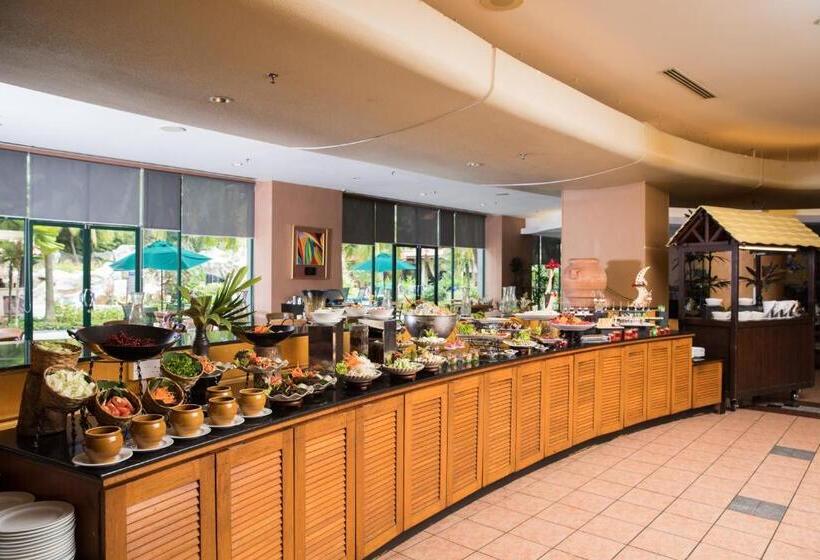 Отель Royale Chulan Seremban