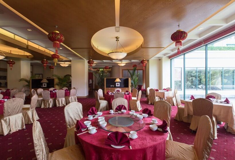 Отель Royale Chulan Seremban