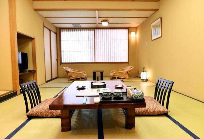 酒店 Komatsuya Hachinobou