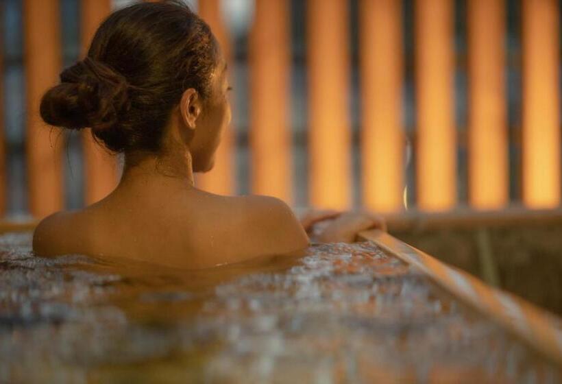 酒店 Komatsuya Hachinobou