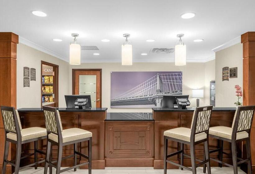 هتل Staybridge Suites Chattanooga Hamilton Place, An Ihg