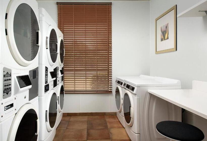 호텔 Staybridge Suites Columbia, An Ihg