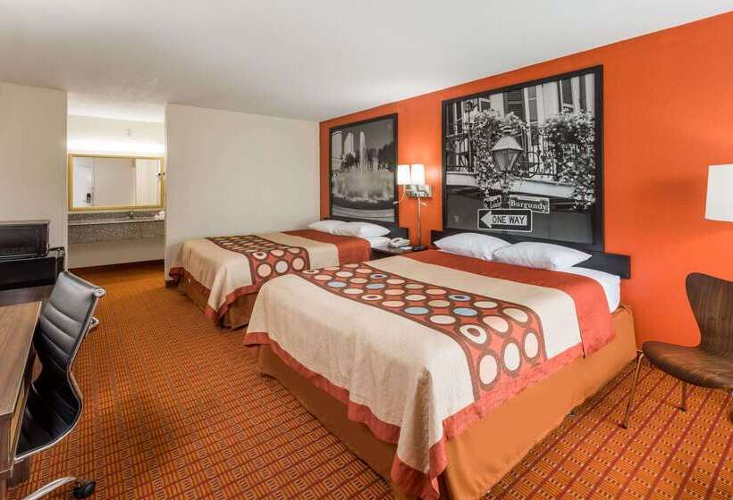 هتل Super 8 By Wyndham Baton Rouge/i10