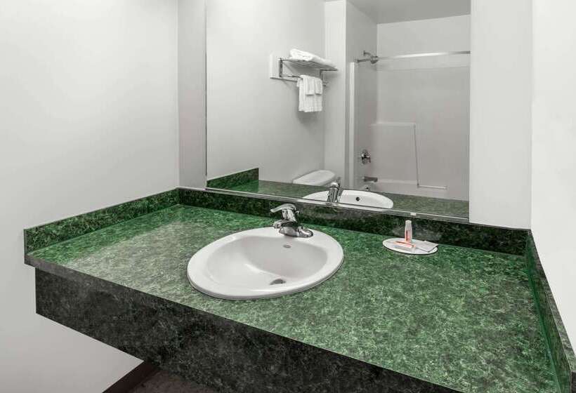 בית מלון כפרי Super 8 By Wyndham Central Pt Medford