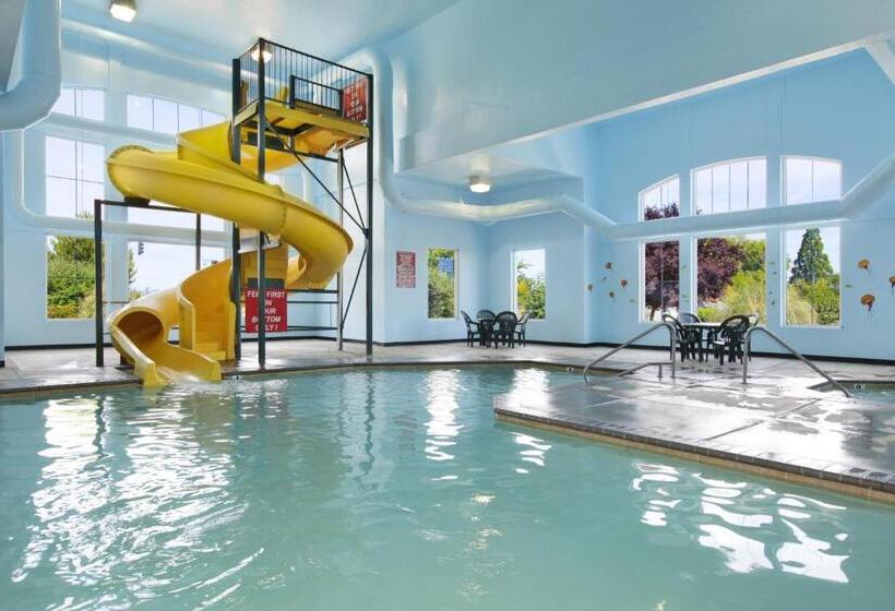 בית מלון כפרי Super 8 By Wyndham Central Pt Medford