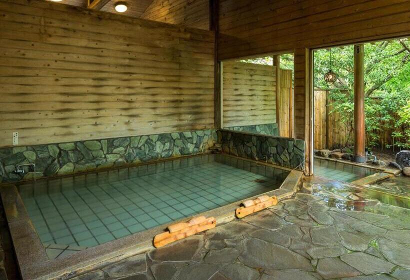 בית מלון כפרי Takanosukan