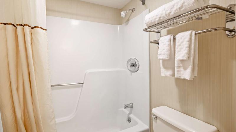 酒店 The Inn At Buffalo Airport