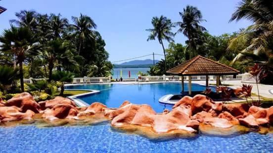 هتل The Orient Star Resort Lumut
